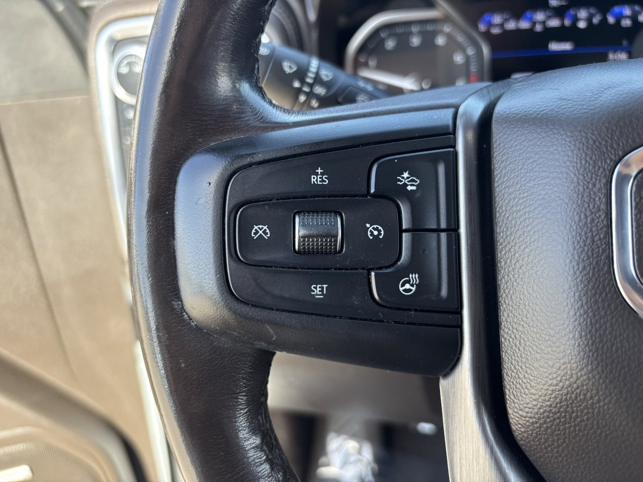Used 2020 GMC Sierra 1500 Denali w/ Denali Ultimate Package AWD/4WD image 26
