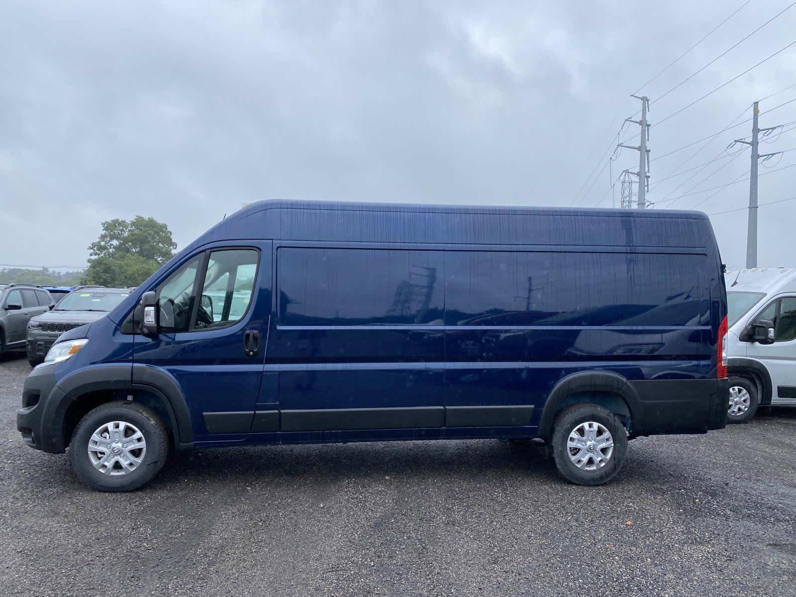 Used 2025 RAM ProMaster 3500 w/ Quick Order Package 22H SLT+ FWD image 7