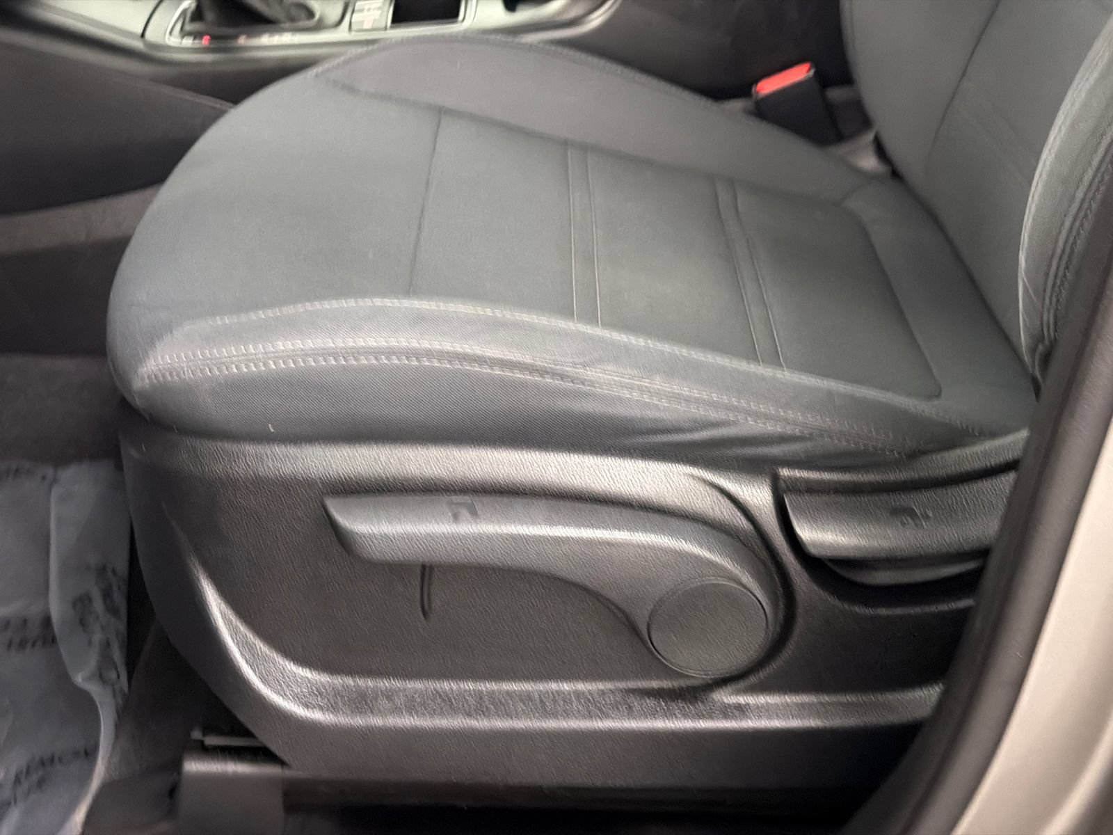 Used 2016 Kia Sorento LX AWD/4WD image 14