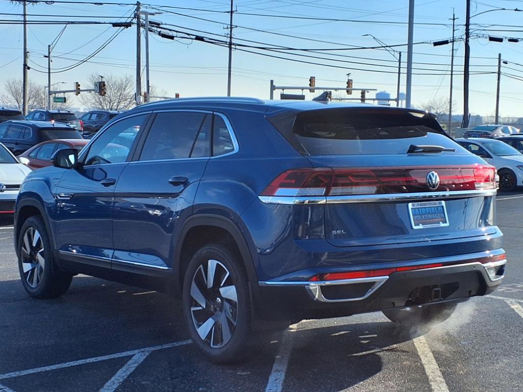 New 2025 Volkswagen Atlas Cross Sport SEL image 4