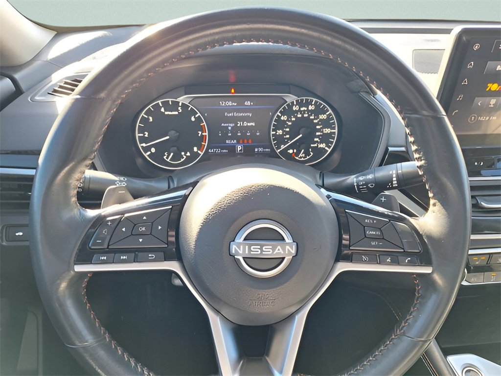 Used 2023 Nissan Altima 2.5 SR w/ SR Premium Package image 19