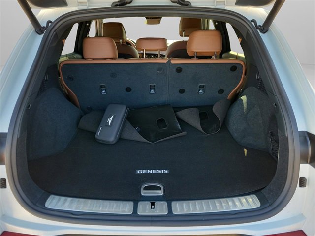 Used 2024 Genesis GV70 2.5T Advanced w/ Advanced Package image 8