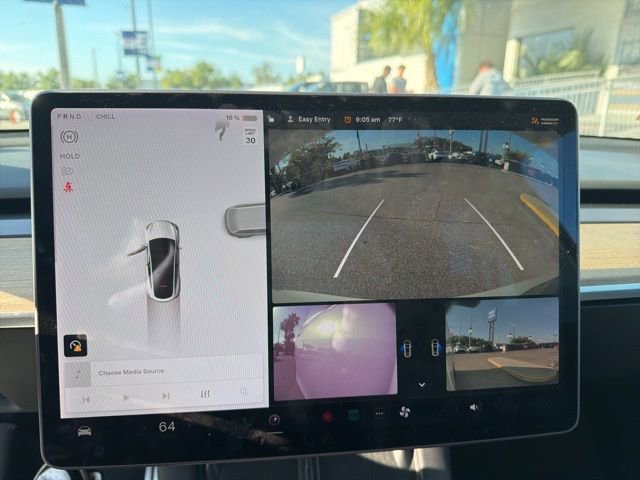 Used 2022 Tesla Model Y Performance image 23