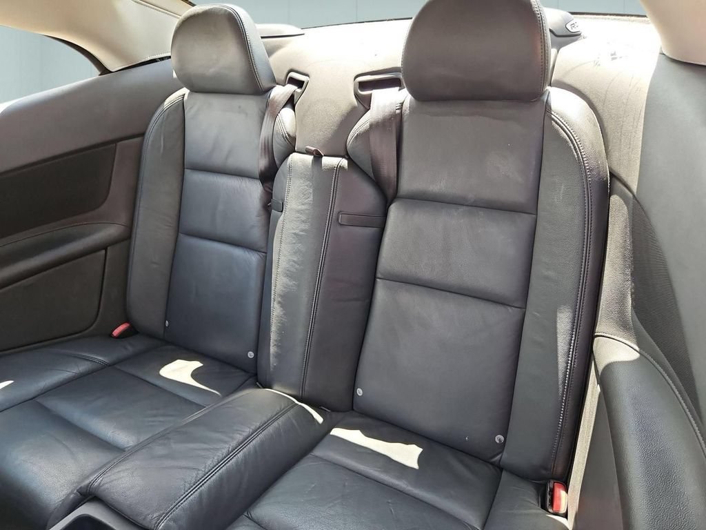 Used 2009 Volvo C70 T5 FWD image 23