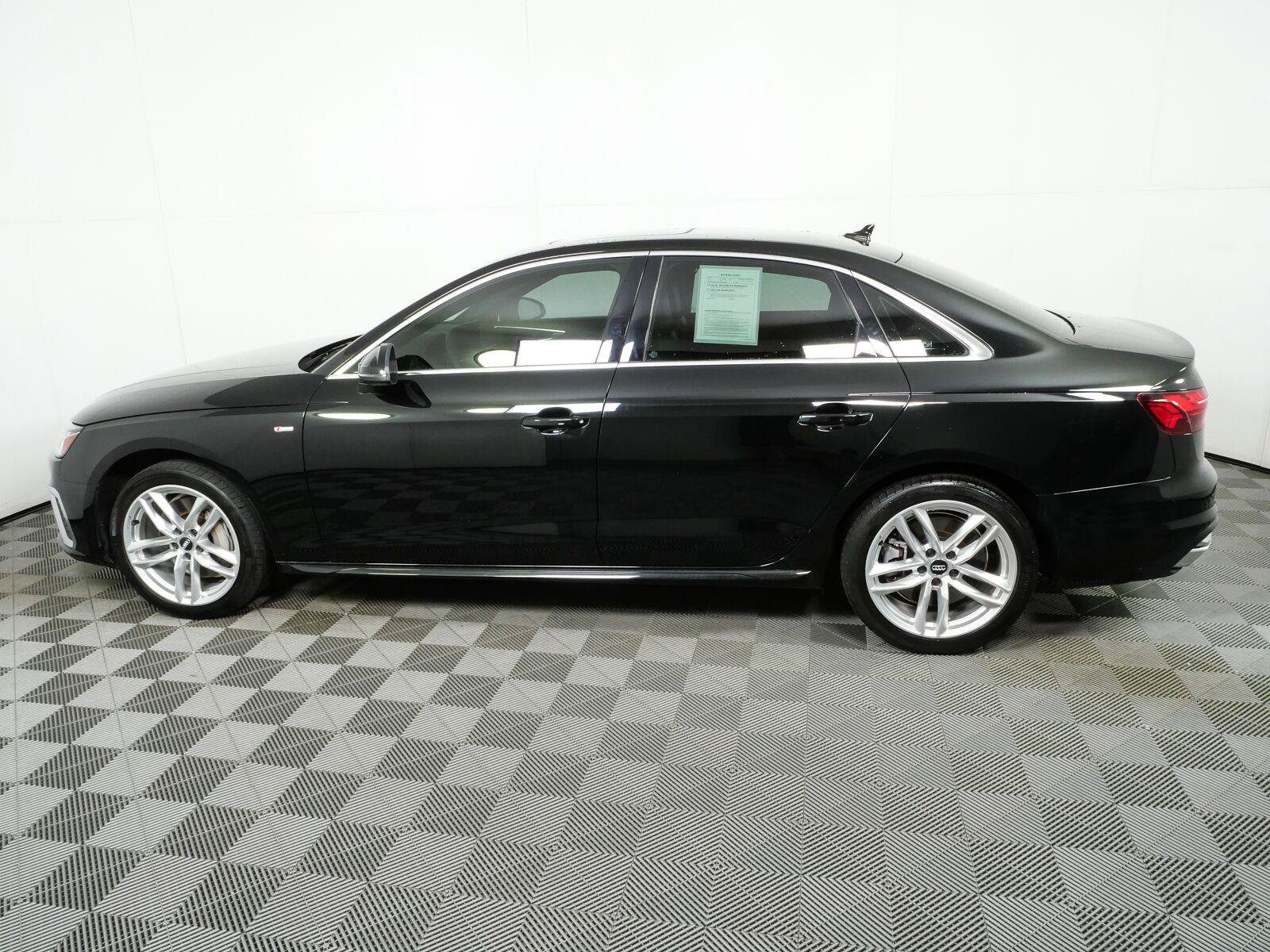 Used 2021 Audi A4 2.0T Premium w/ Convenience Package AWD/4WD image 29