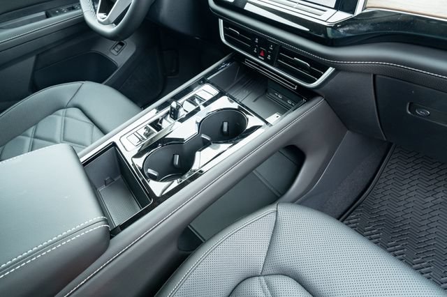 New 2026 Volkswagen Atlas SE FWD image 44