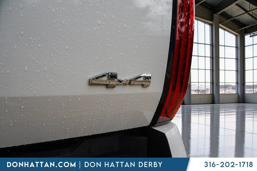 Used 2022 Toyota Tundra SR5 AWD/4WD image 27