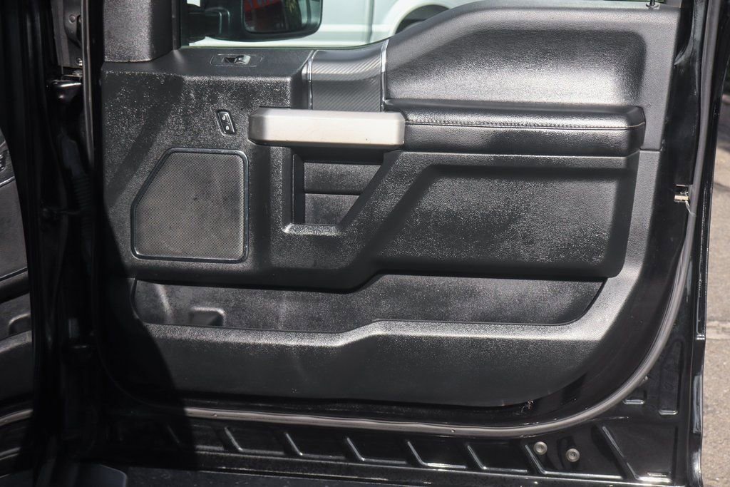 Used 2020 Ford F150 Lariat image 34