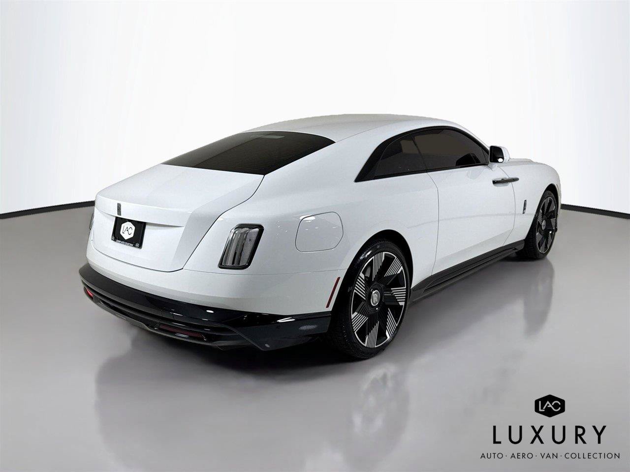 Used 2025 Rolls-Royce Spectre AWD/4WD image 6