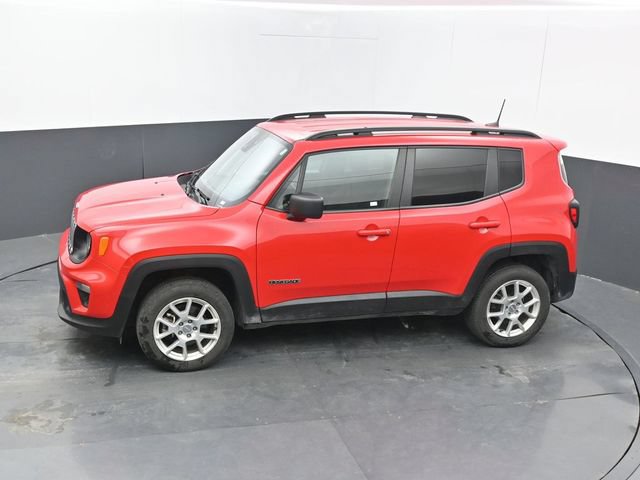 Used 2023 Jeep Renegade Latitude w/ Premium Group AWD/4WD image 47