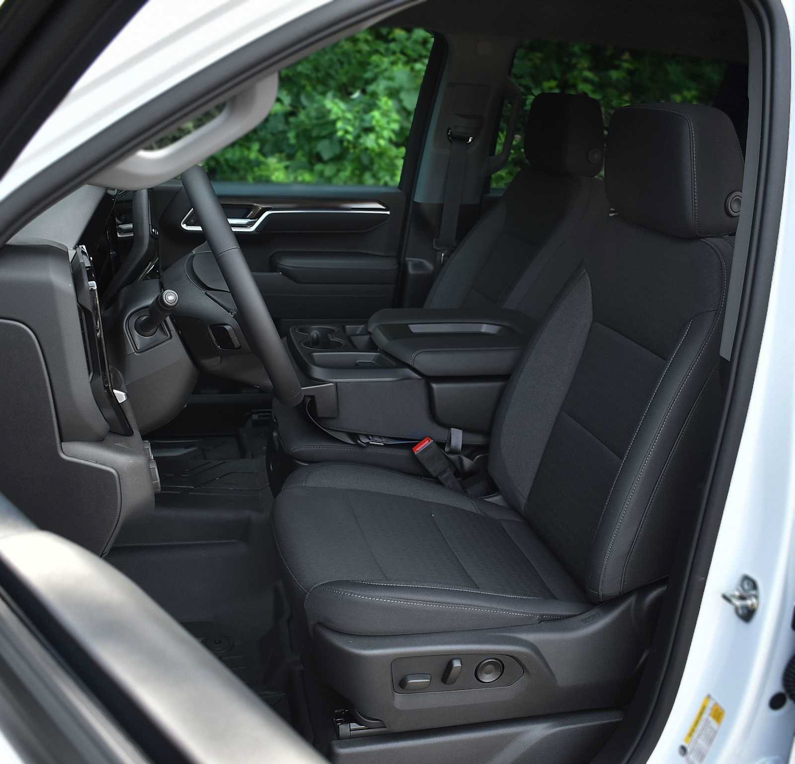 New 2026 Chevrolet Silverado 1500 RST w/ RST Select Package AWD/4WD image 9