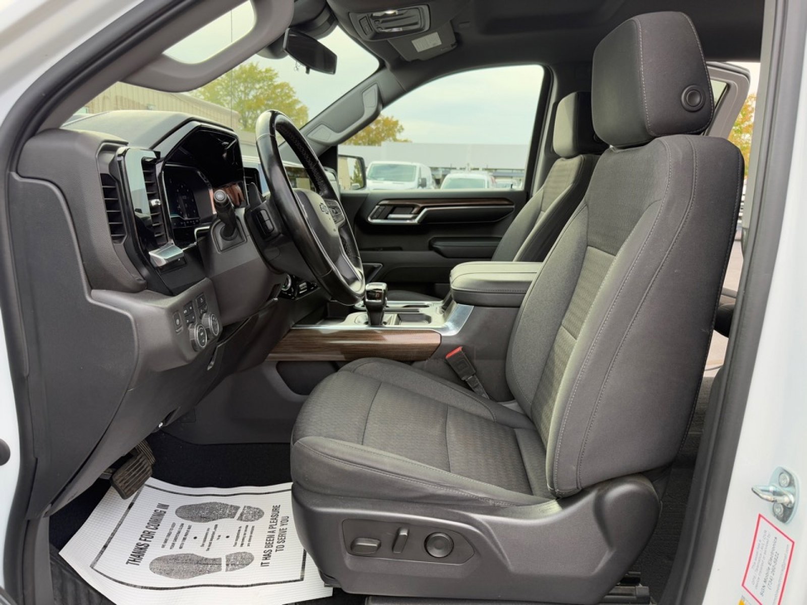 Used 2023 Chevrolet Silverado 1500 LT Trail Boss w/ Protection Package image 10