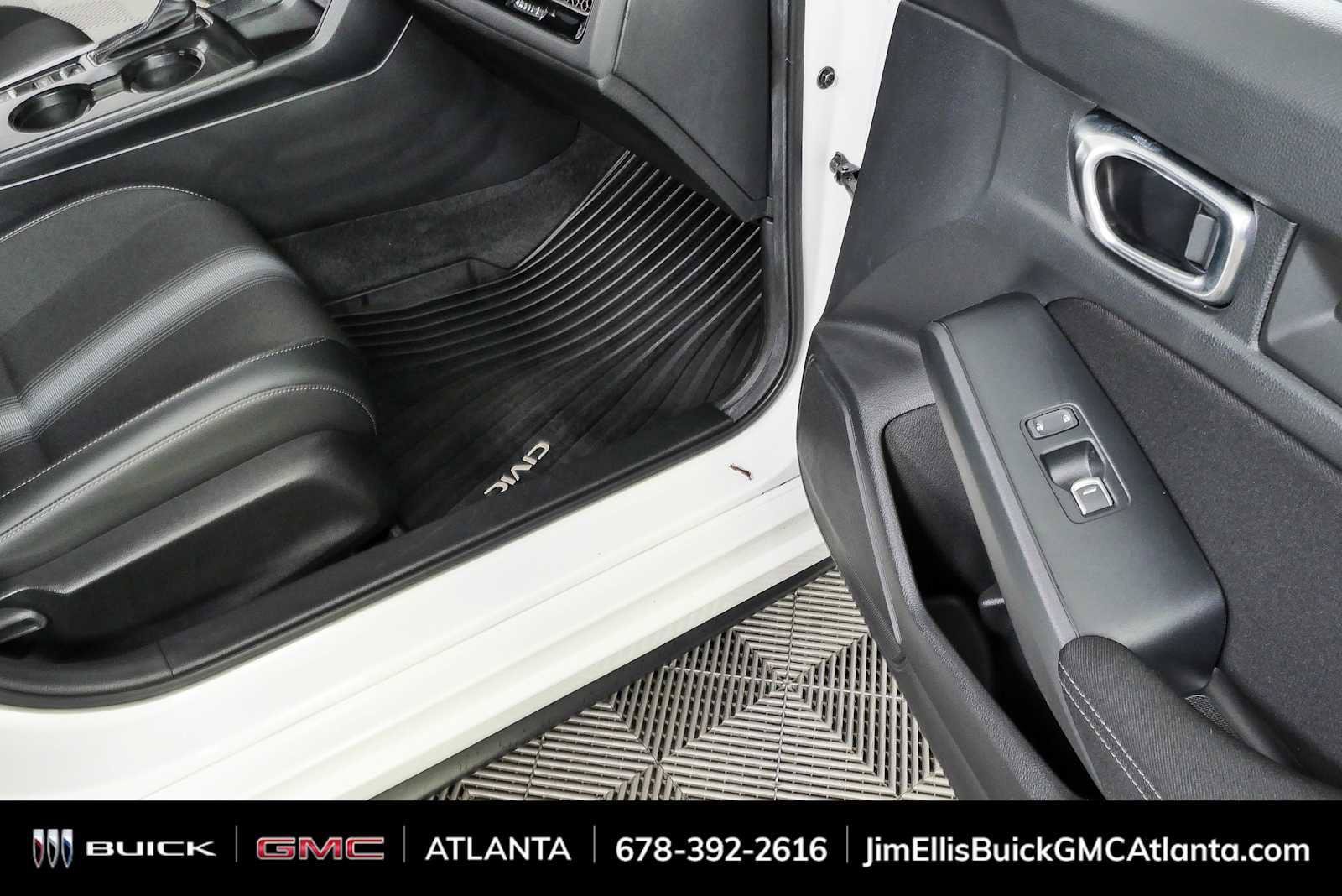 Used 2025 Honda Civic Sport image 21