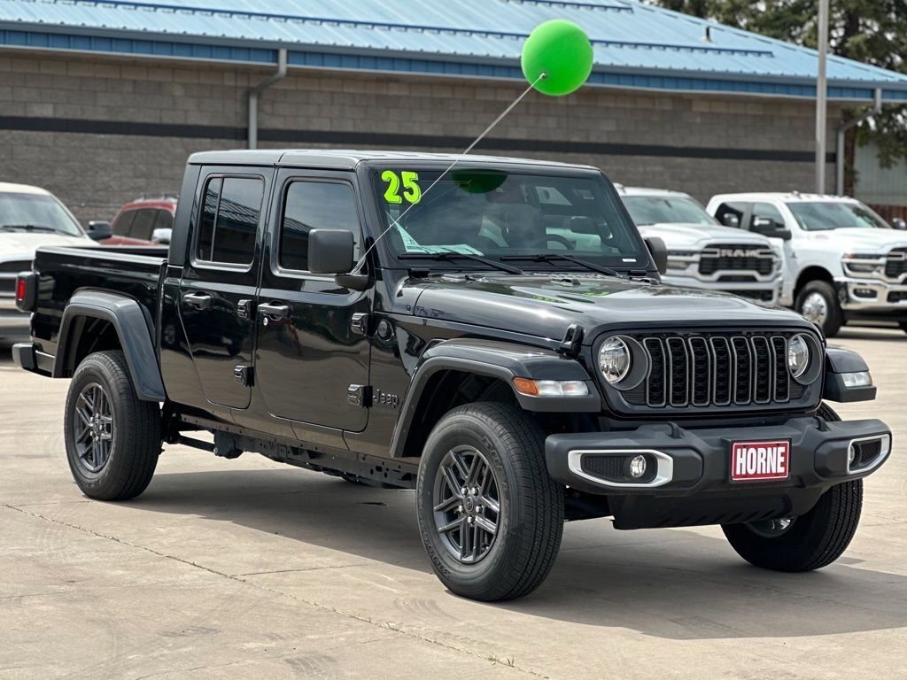 New 2025 Jeep Gladiator Sport