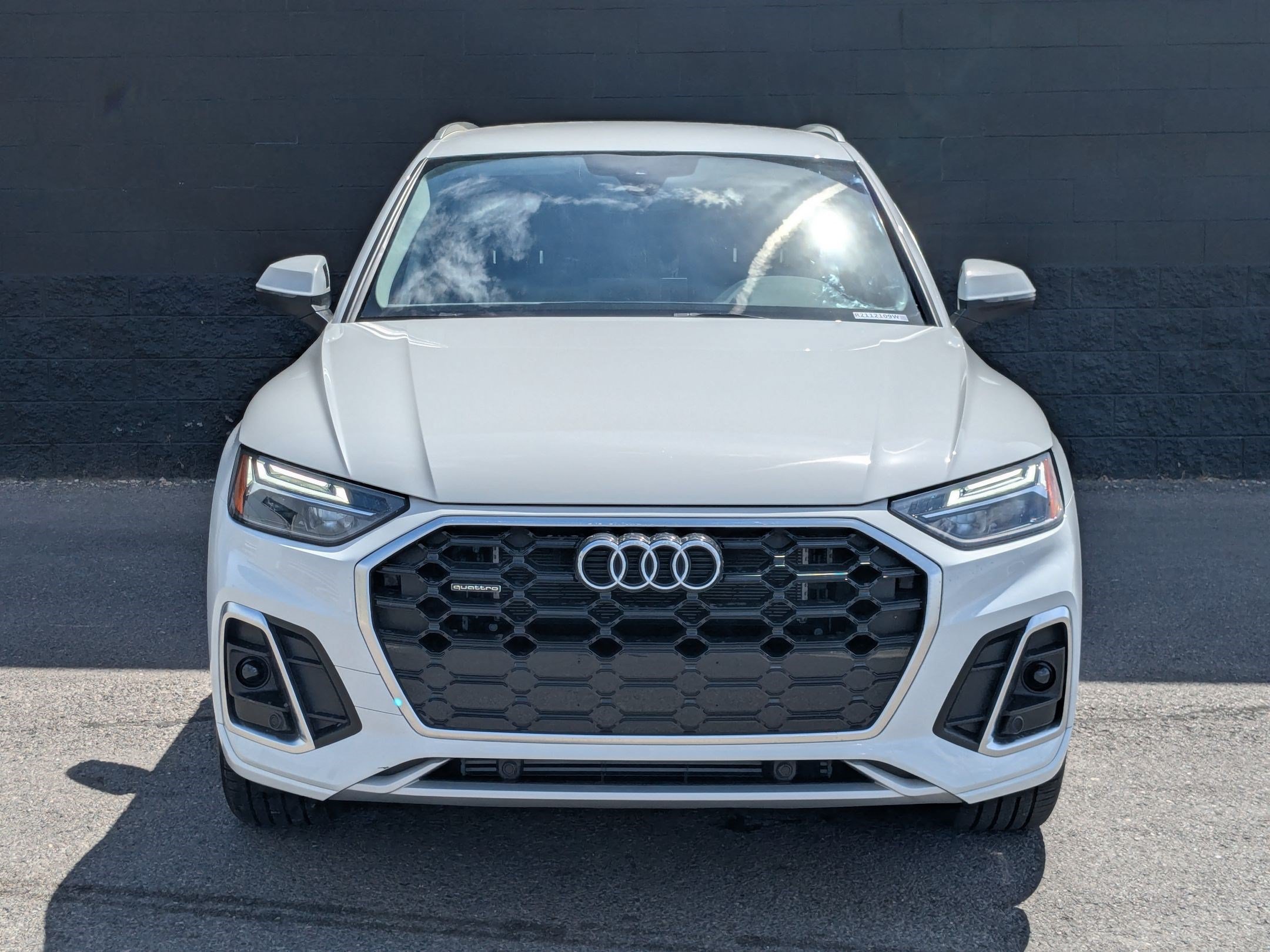 Certified 2024 Audi Q5 e Premium w/ Convenience Package AWD/4WD image 9