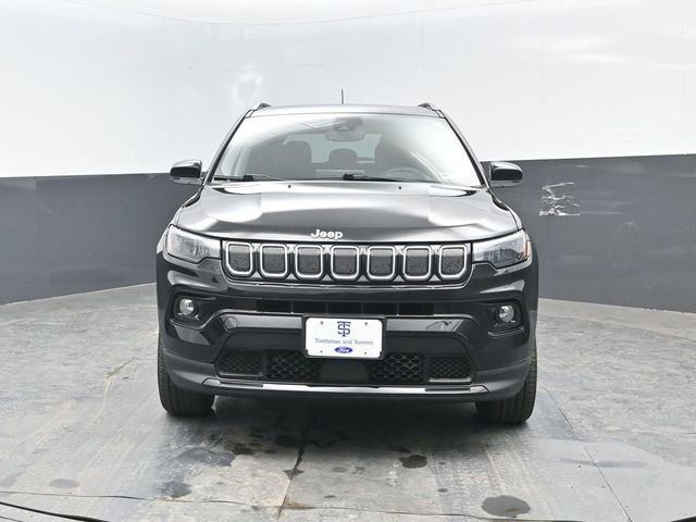 Used 2022 Jeep Compass Limited w/ Sun and Sound Group image 21