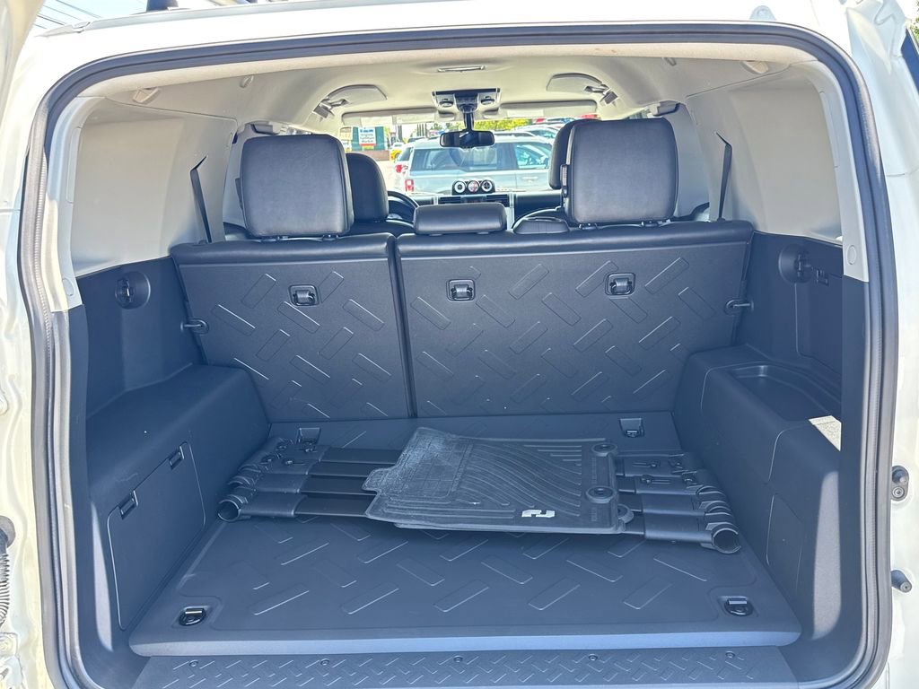 Used 2014 Toyota FJ Cruiser 4WD w/ Convenience Package image 23