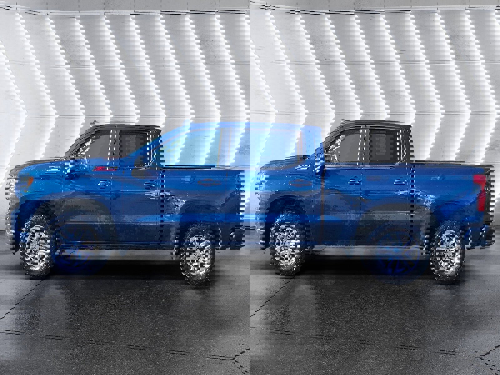 Used 2021 Chevrolet Silverado 1500 RST image 3