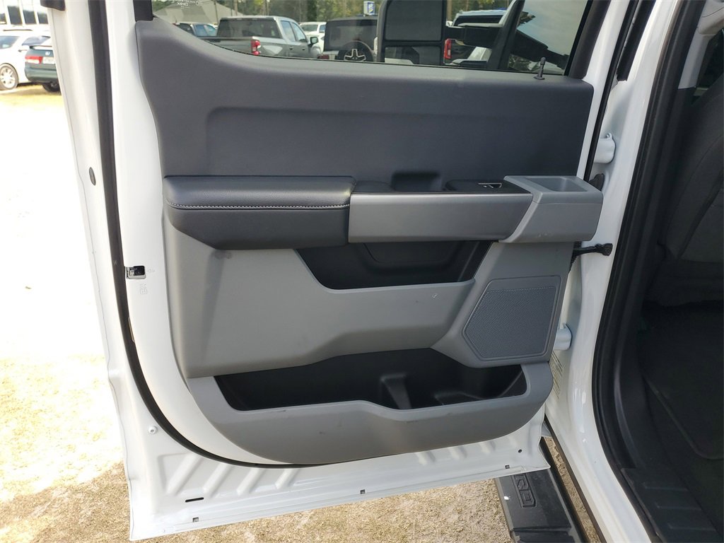 Used 2024 Ford F350 XLT image 27