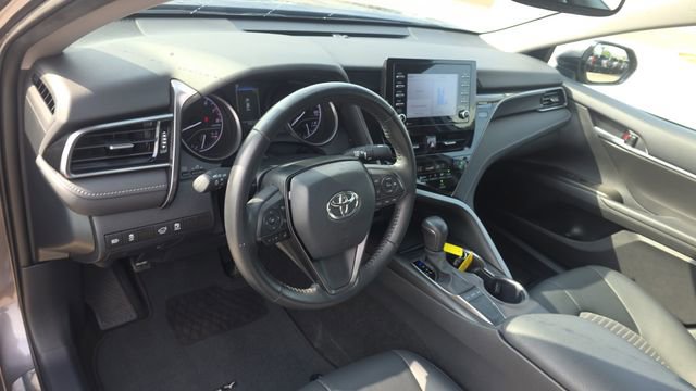 Used 2024 Toyota Camry SE w/ Convenience Package FWD image 12