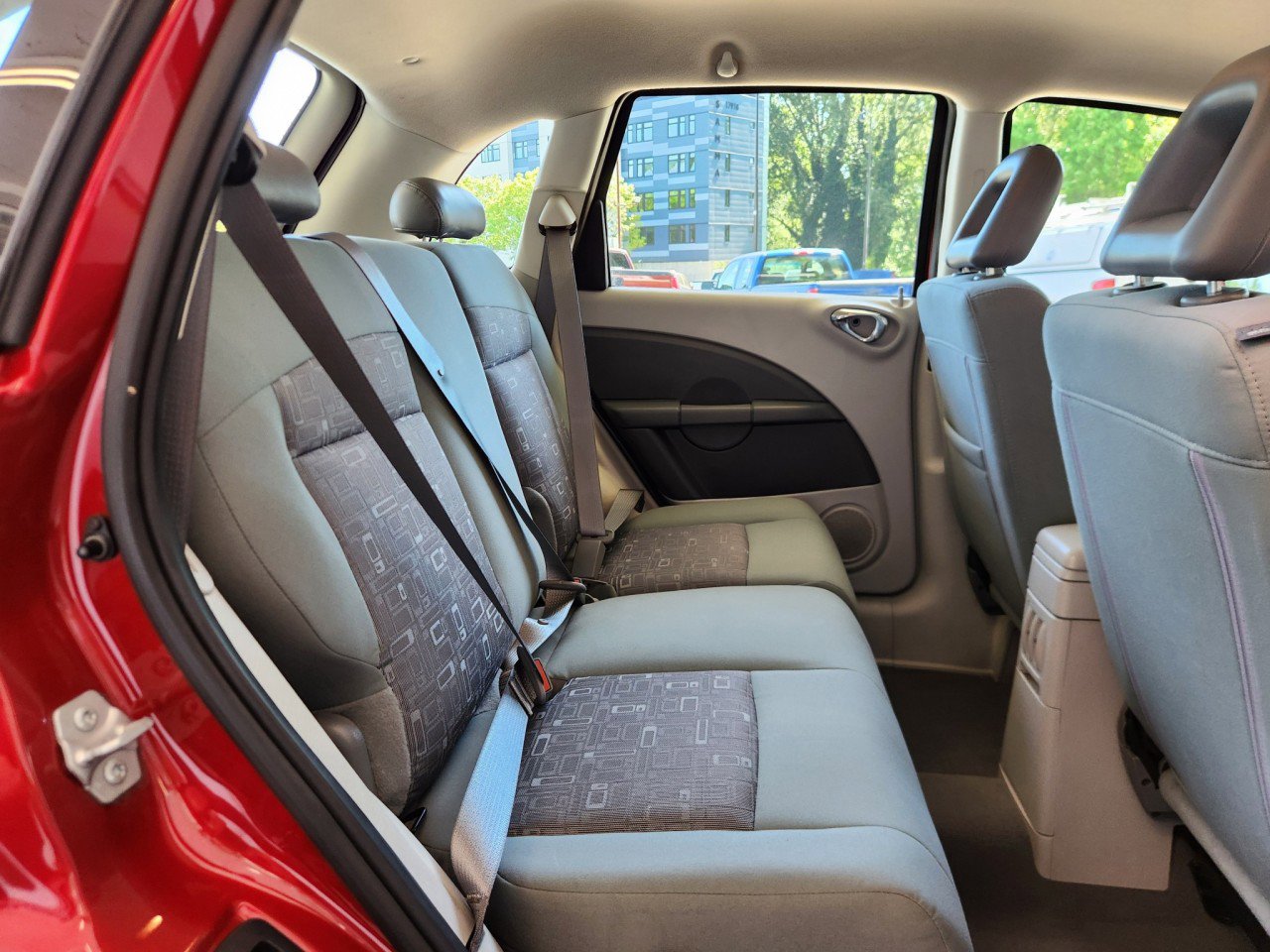 Used 2009 Chrysler PT Cruiser FWD image 12