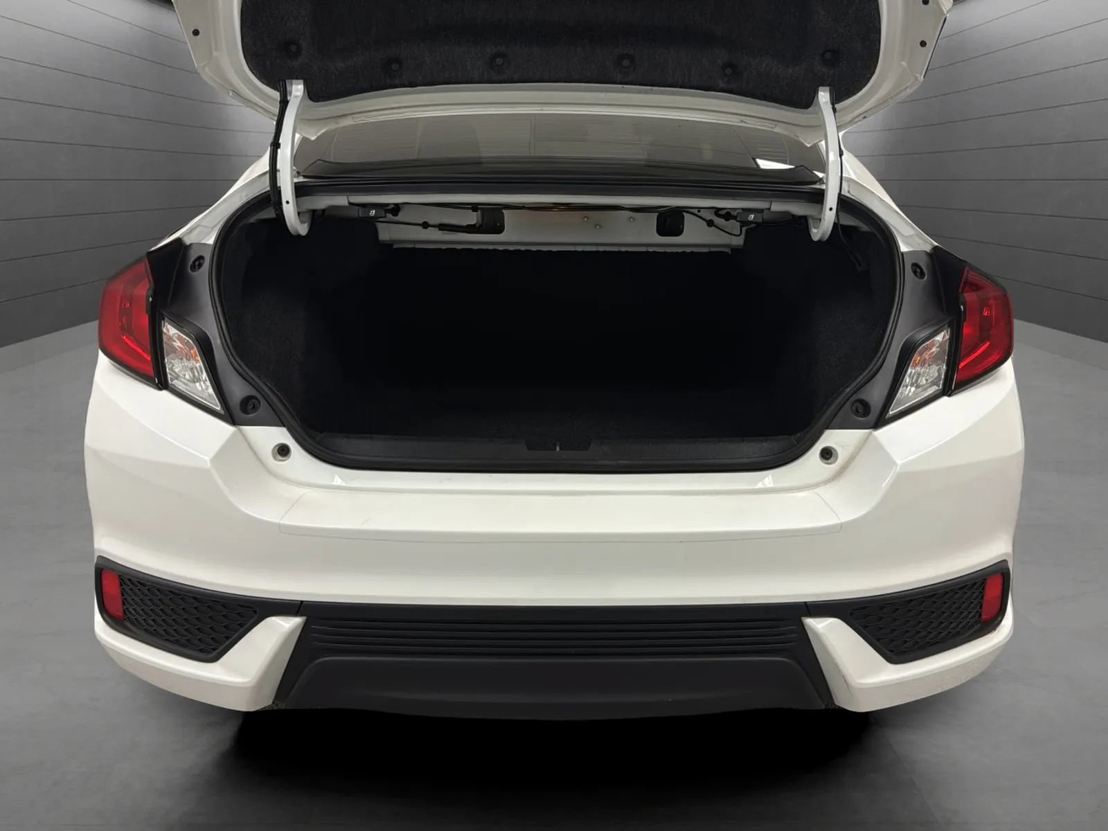 Used 2019 Honda Civic LX image 19