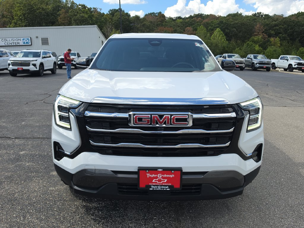 Used 2026 GMC Terrain Elevation FWD image 3