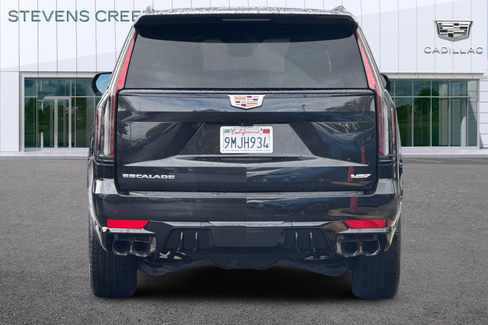 Certified 2024 Cadillac Escalade V w/ Heavy-Duty Trailer Package image 4