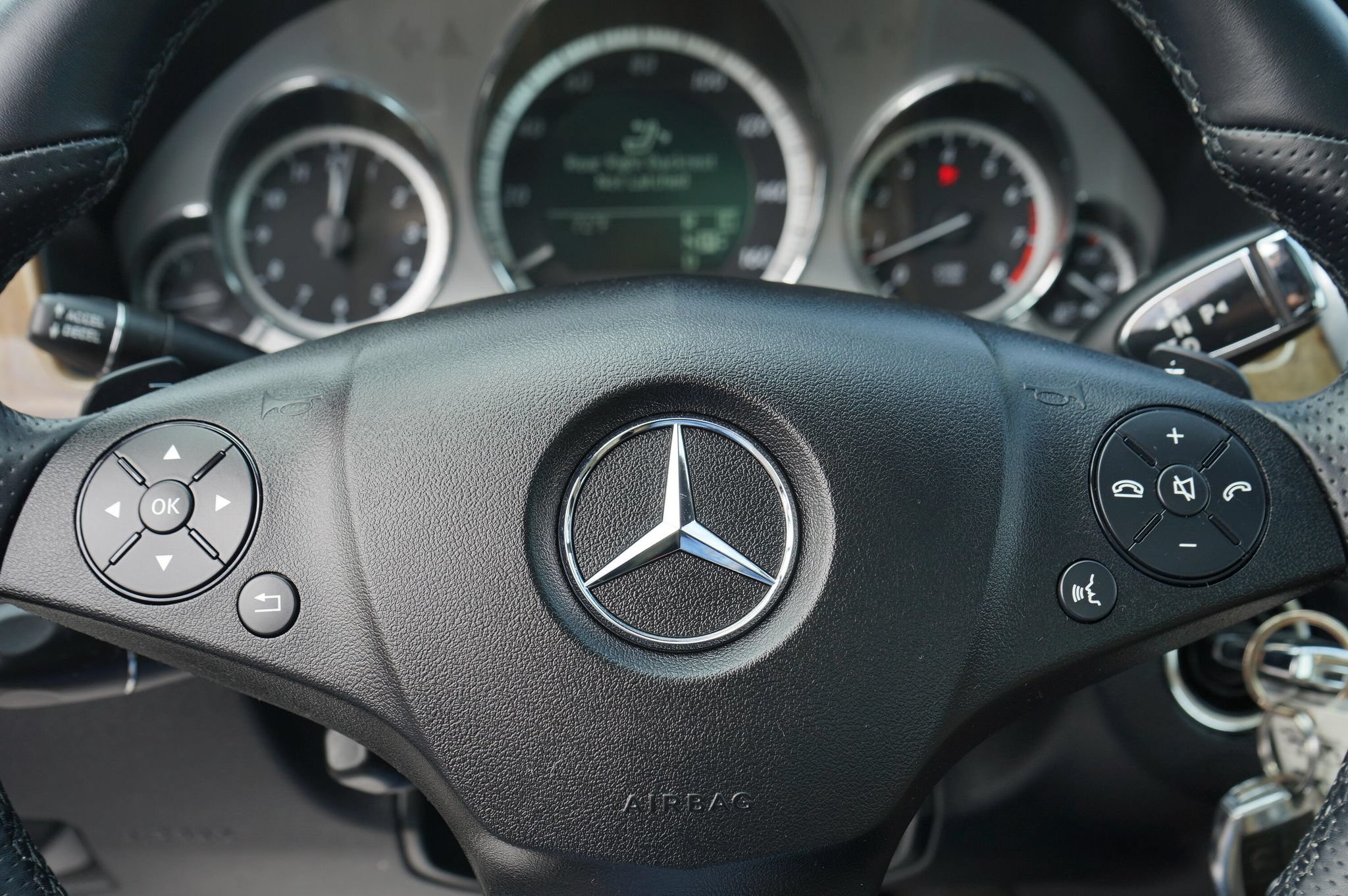 Used 2011 Mercedes-Benz E 350 4MATIC Sedan image 22
