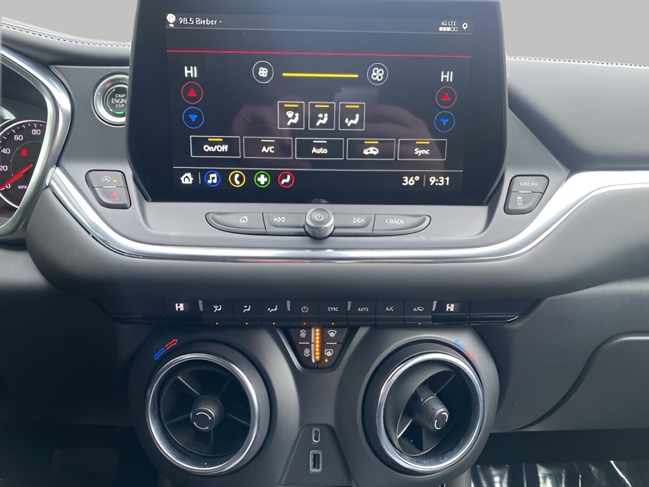 Used 2023 Chevrolet Blazer LT w/ Driver Confidence Package image 17