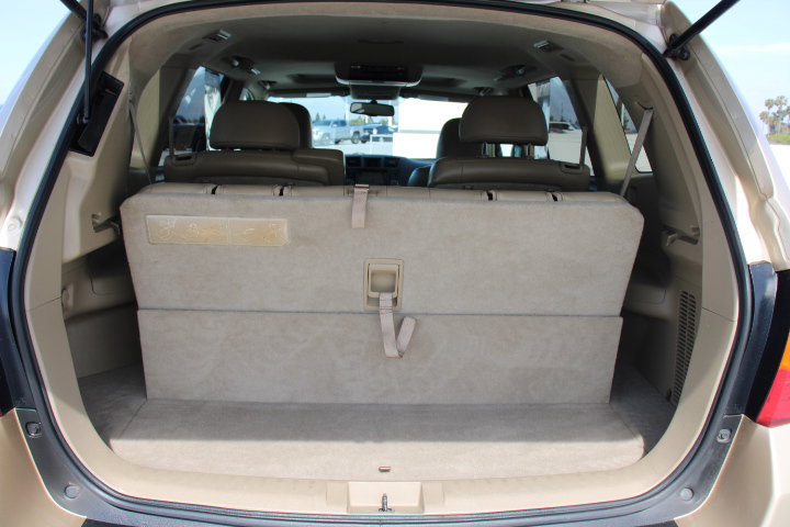 Used 2010 Toyota Highlander Limited FWD image 16