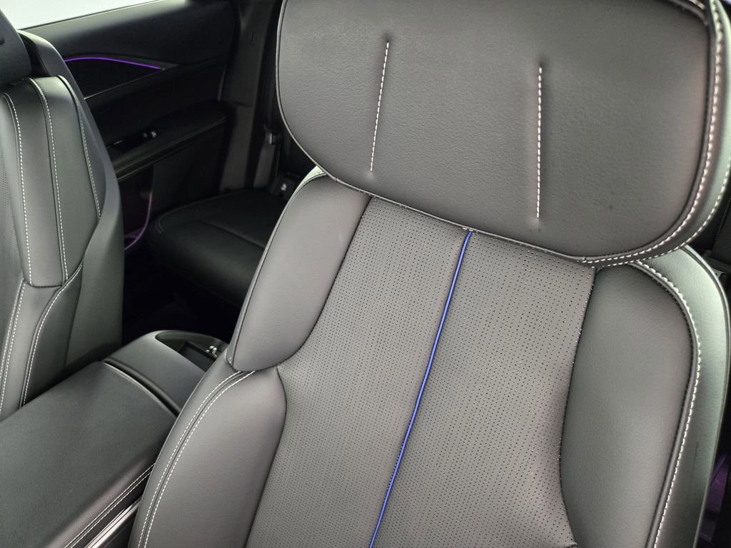 Used 2024 Cadillac Lyriq Luxury w/ LPO, Floor Liner Package image 27