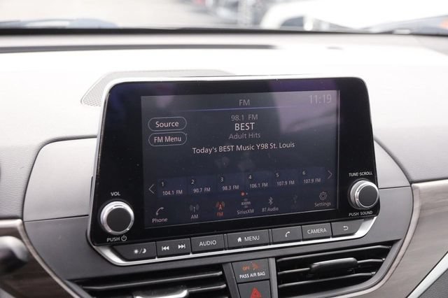 Certified 2024 Nissan Altima 2.5 SV FWD image 16