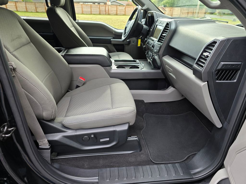 Used 2019 Ford F150 XLT w/ Equipment Group 302A Luxury AWD/4WD image 12