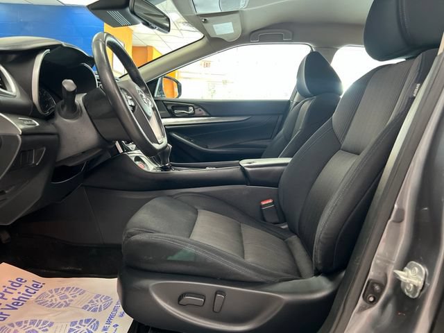 Used 2020 Nissan Maxima 3.5 S w/ Floor Mat Group FWD image 17