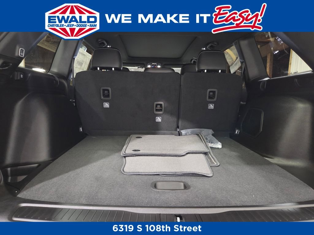 New 2025 Jeep Grand Cherokee Limited image 22