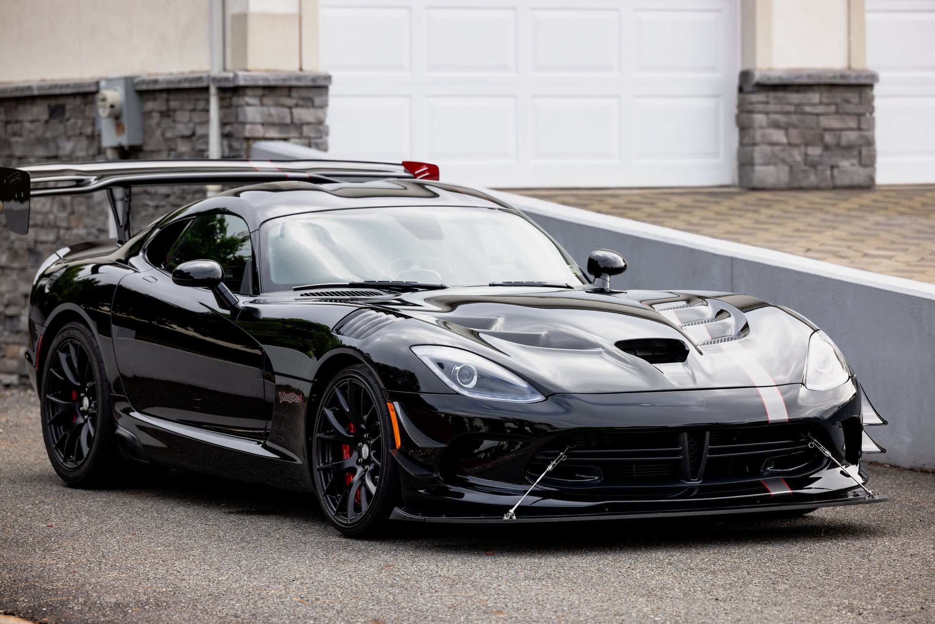 Used 2017 Dodge Viper GTC w/ ACR Package RWD image 9
