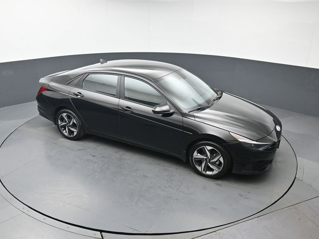 Used 2023 Hyundai Elantra SEL w/ Convenience Package FWD image 38