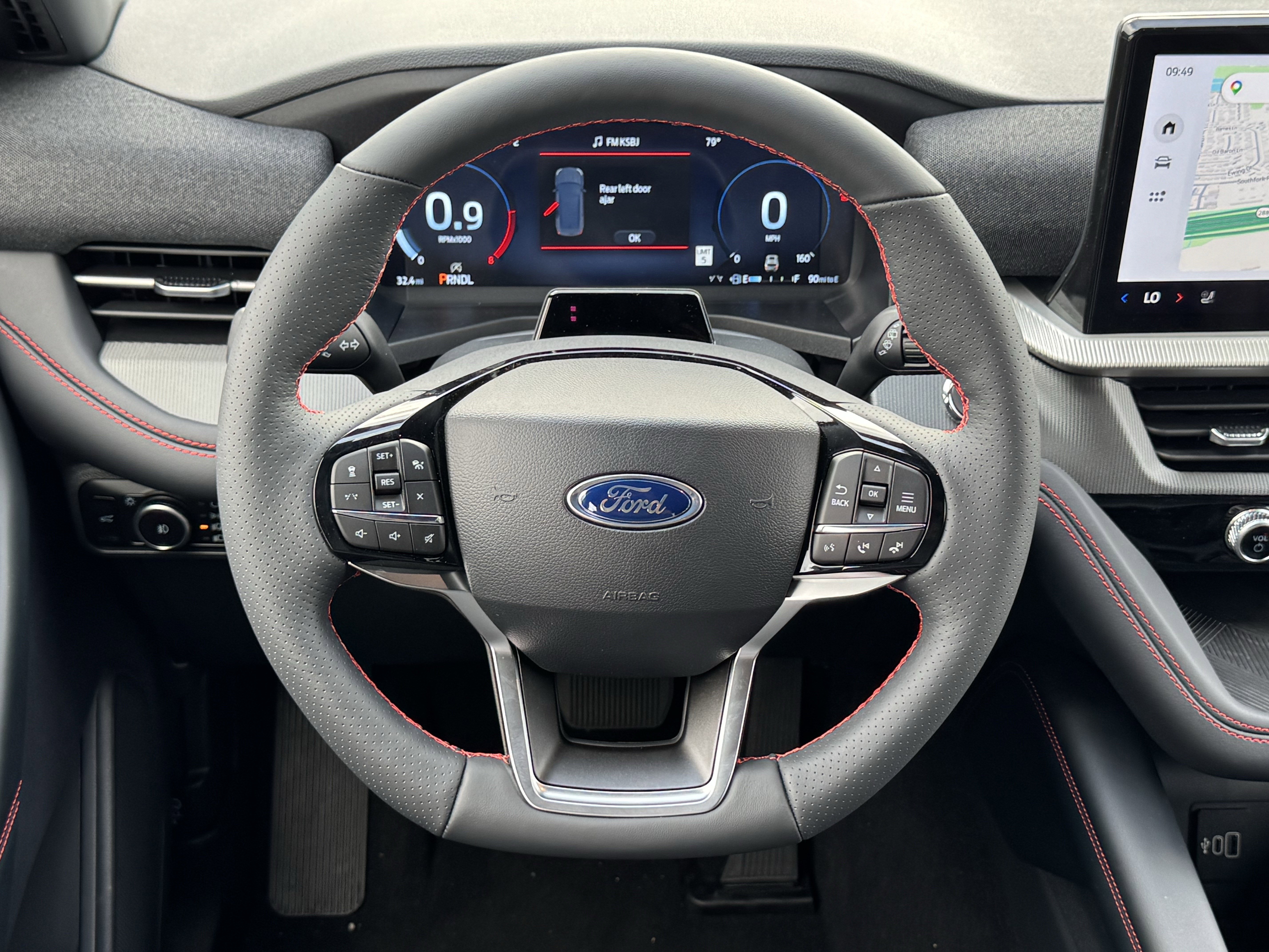 New 2026 Ford Explorer ST-Line w/ ST-Line Street Pack image 15