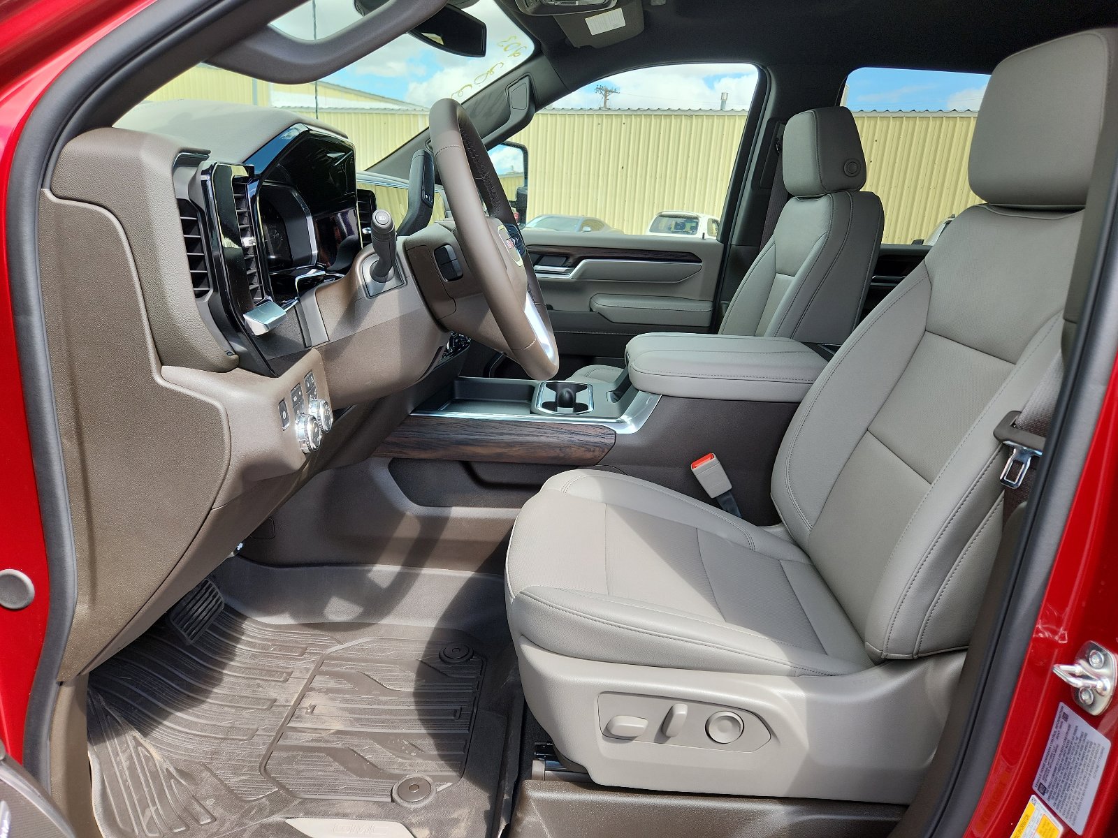 New 2026 GMC Sierra 2500 SLT image 11