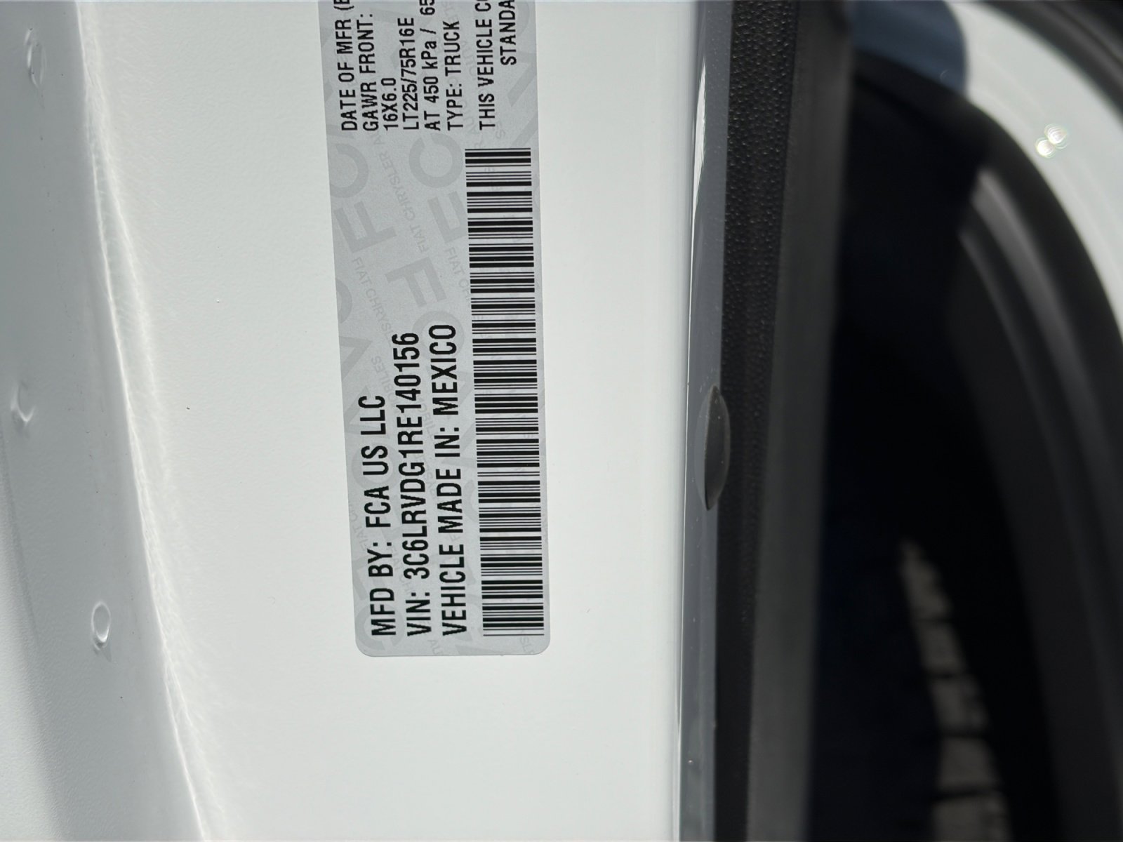 Used 2024 RAM ProMaster 2500 w/ Convenience Group FWD image 29