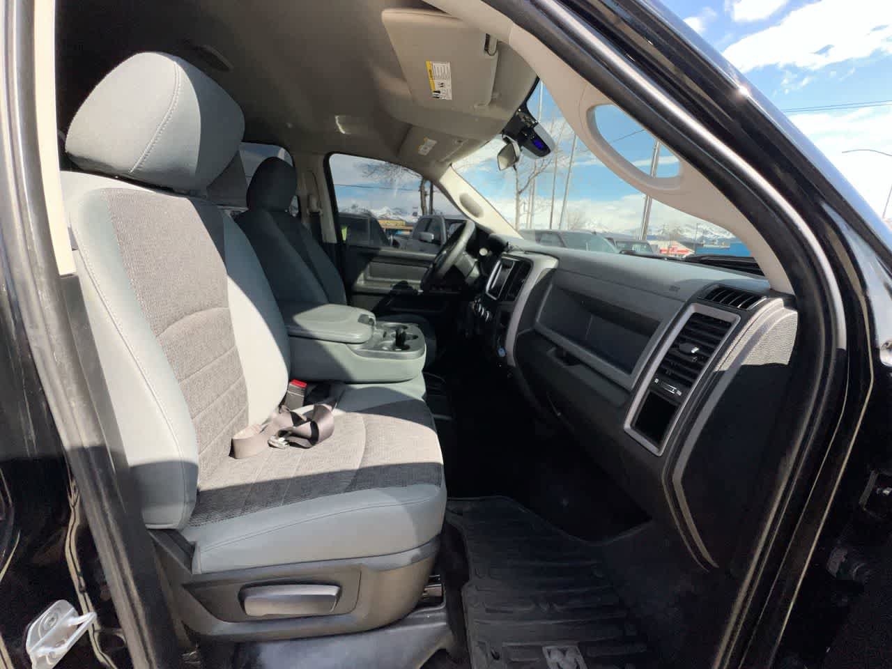 Used 2014 RAM 1500 ST w/ SXT Appearance Group AWD/4WD image 28