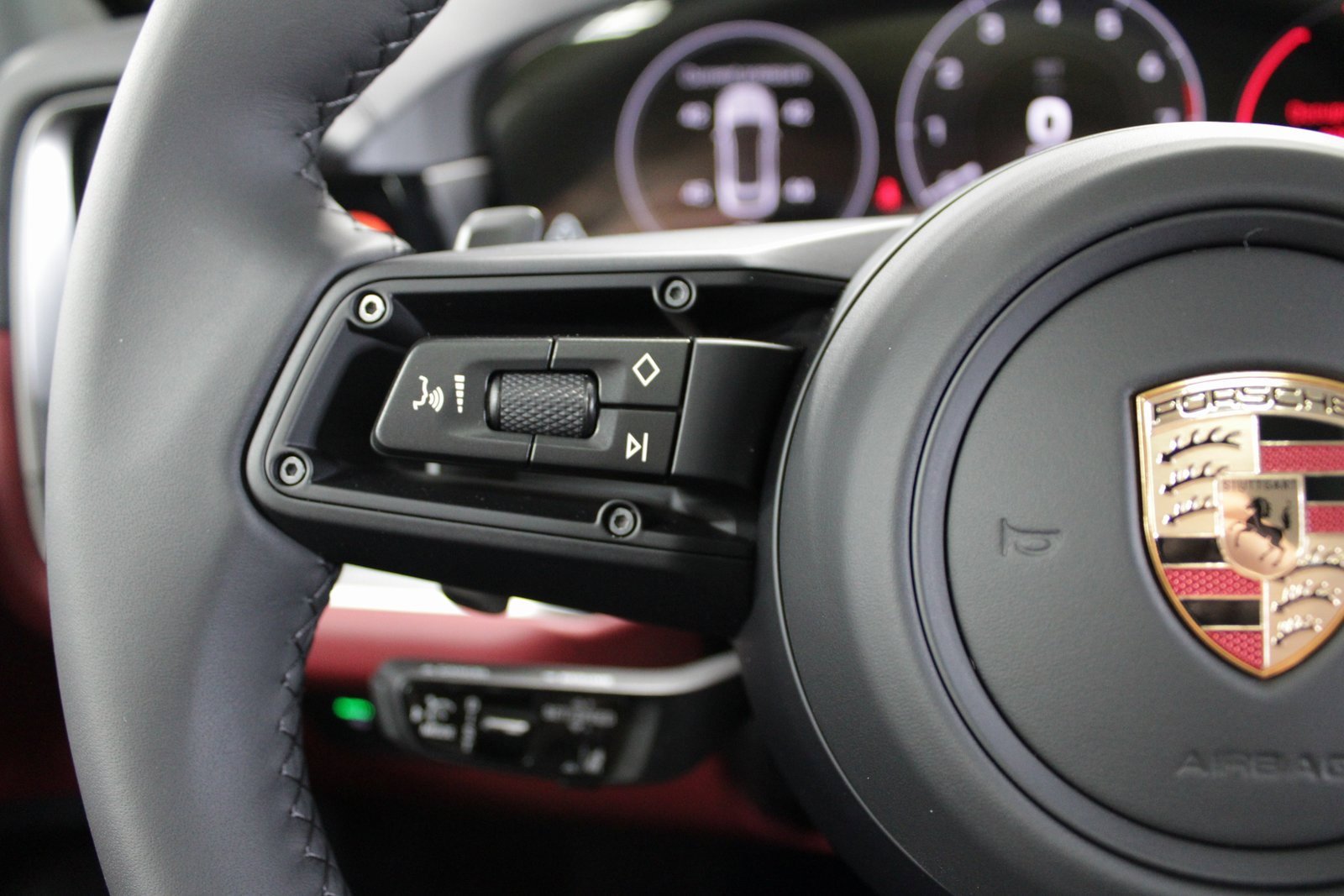 New 2026 Porsche Cayenne E-Hybrid Coupe image 28