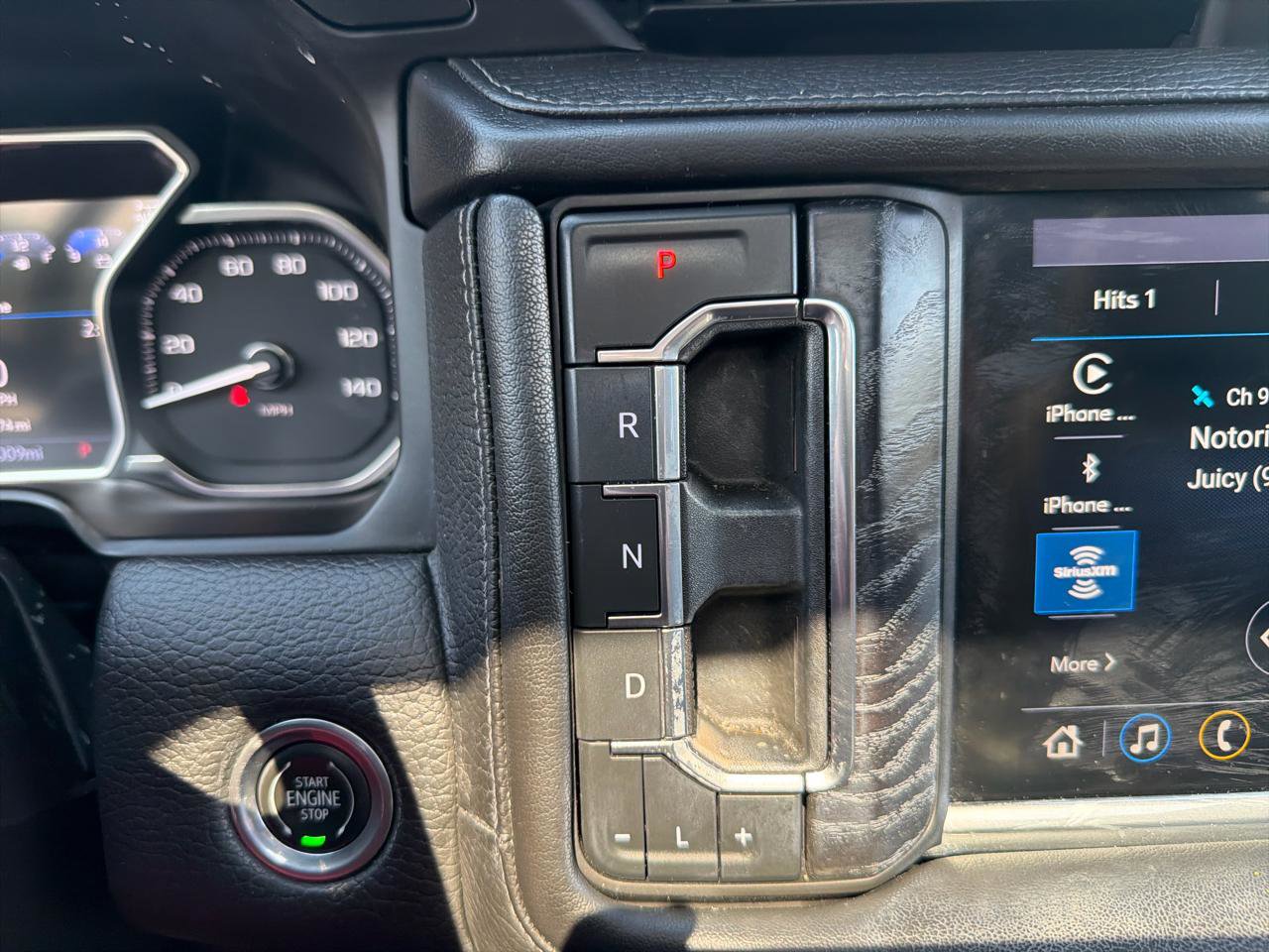 Used 2021 GMC Yukon XL Denali w/ Denali Premium Package image 26