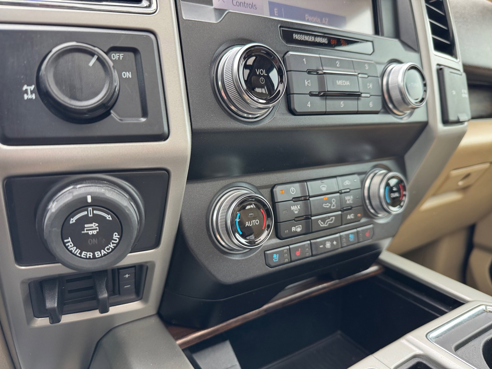 Used 2020 Ford F150 Lariat w/ Equipment Group 502A Luxury image 31