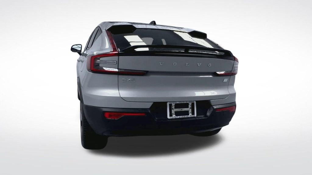 Used 2023 Volvo C40 P8 Recharge Ultimate w/ Protection Package Premier image 7