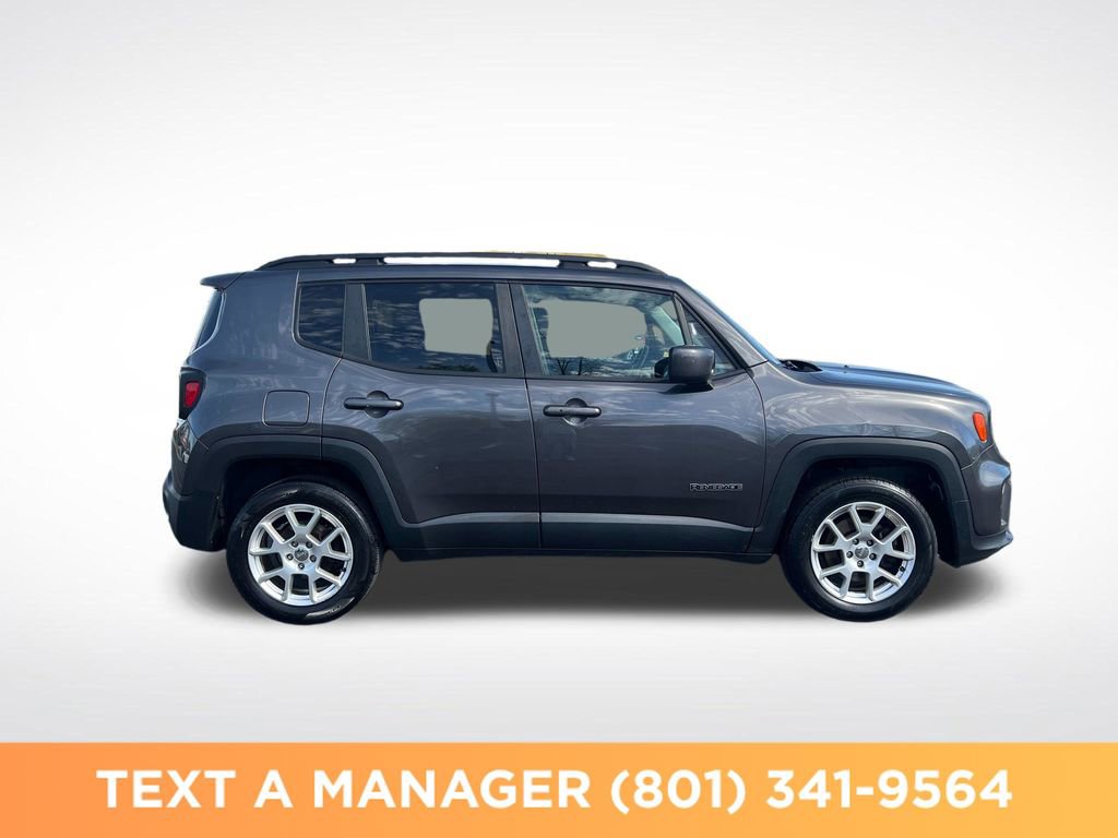 Used 2019 Jeep Renegade Latitude w/ Cold Weather Group image 6
