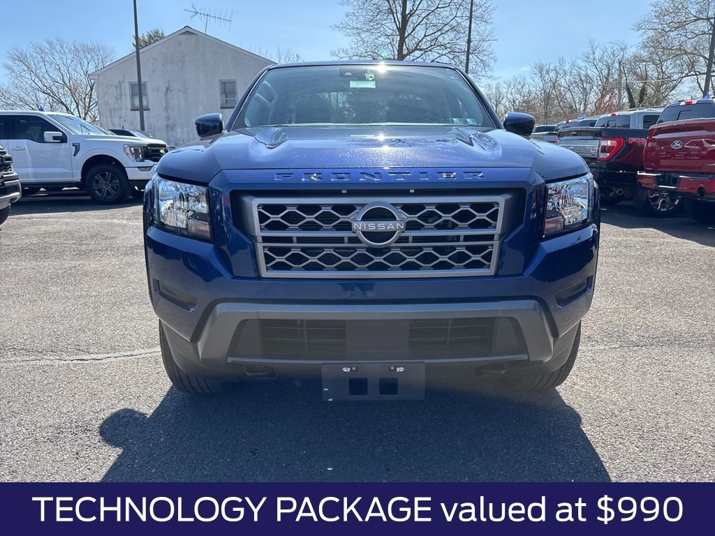 Used 2022 Nissan Frontier SV w/ Technology Package AWD/4WD image 2