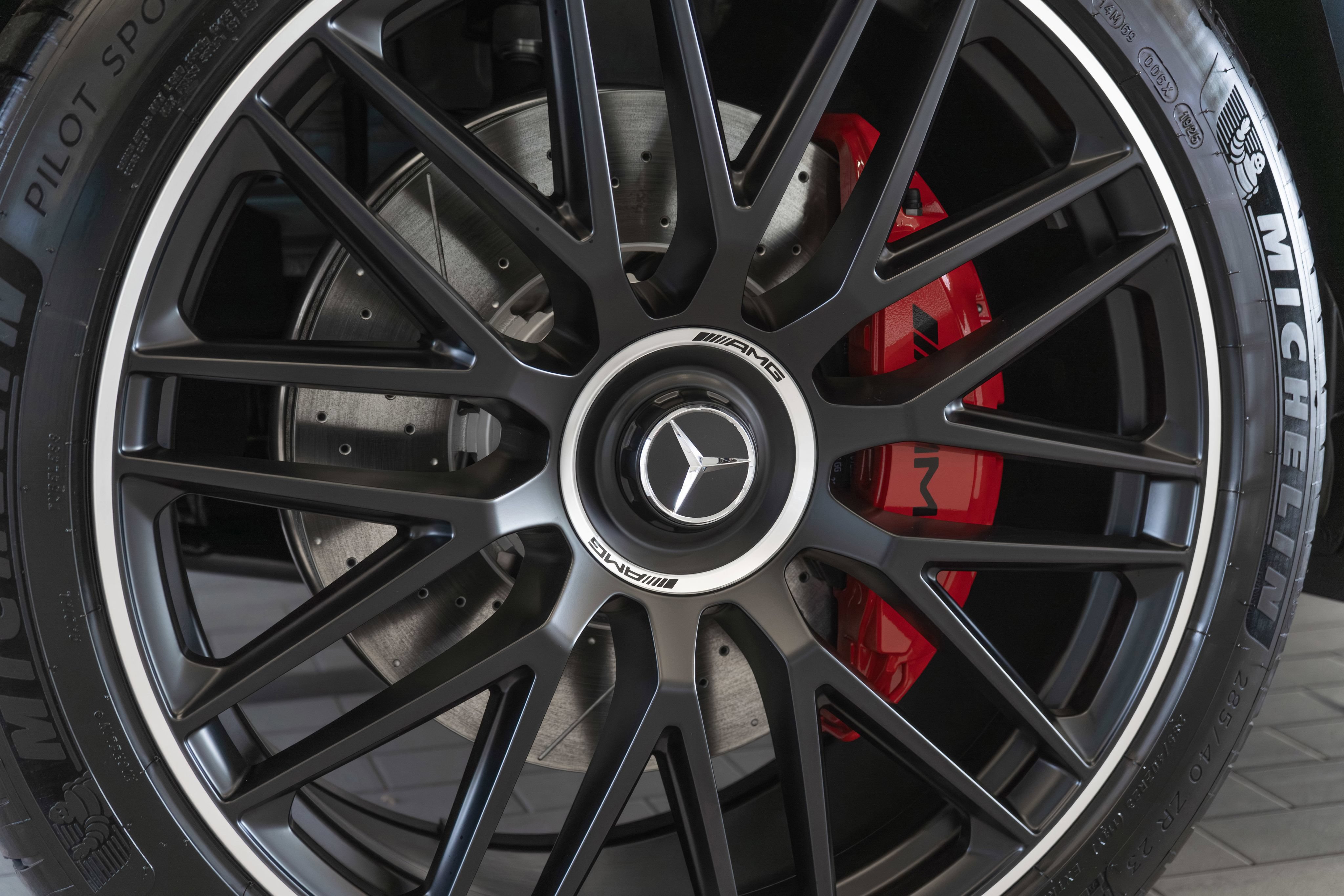 Used 2026 Mercedes-Benz GLS 63 AMG 4MATIC image 33