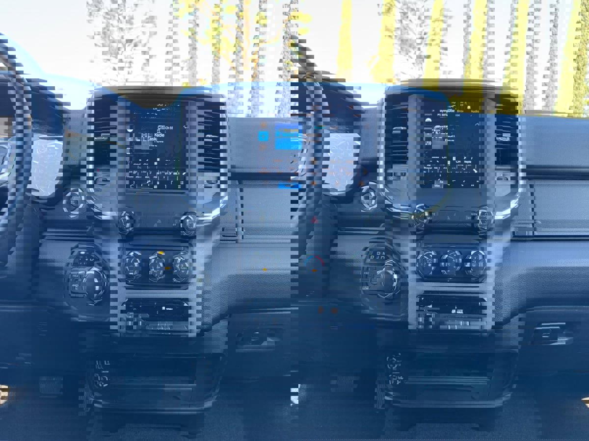 Used 2024 RAM 2500 Big Horn w/ Bed Utility Group image 15